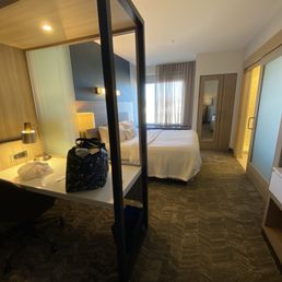 1 King Bed Room. 1 King Bed Room.