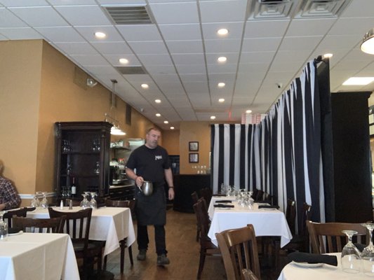 Max's Market & Eatery by null