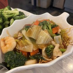 Cantonese Crispy Noodles
