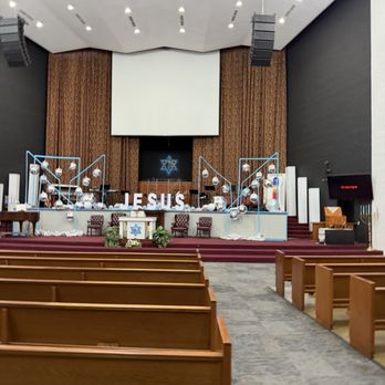 La Familia De Dios - Front view - Churches Near Me - Ontario, California La Familia De Dios - Front view - Churches Near Me - Ontario, California