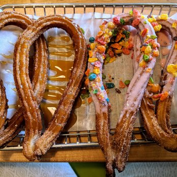 DULCE Churro Cafe - The Spaniard: caramel drizzle & strawberry frosted with fruity pebbles - Desserts Near Me - Gilbert, Arizona
