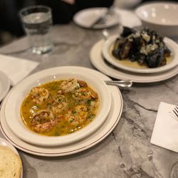 Linh Cafe - Red Shrimps ($26.00/lb) & Mussels ($28.00)
