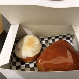 Raspberry (Filled) Cheesecake and creme brûlée donut Raspberry (Filled) Cheesecake and creme brûlée donut