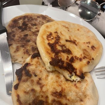 Salvadoreño - Santa Fe - Pupusas - Salvadoran Near Me - Hackensack, New Jersey