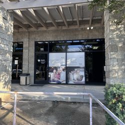 Quest Diagnostics - Entrance