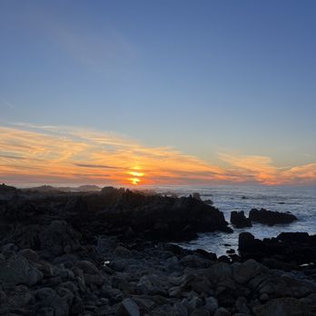 Lovers Point Park - Gorgeous sunset - Parks Near Me - Pacific Grove, California