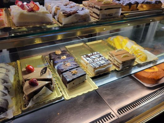 Caledonia Bakery & Pastry by null