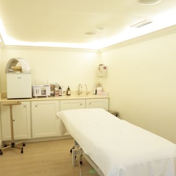 Curiva Med Spa - Medical Spas Near Me - Los Angeles, California Curiva Med Spa - Medical Spas Near Me - Los Angeles, California