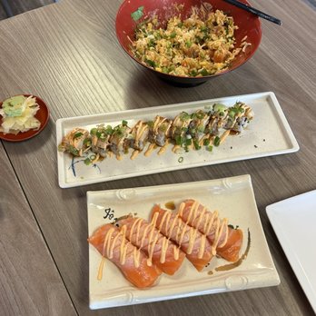 Mom's Sushi and Poke - Seared salmon nigiri and the William roll - Sushi Bars Near Me - Buckeye, Arizona Mom's Sushi and Poke - Seared salmon nigiri and the William roll - Sushi Bars Near Me - Buckeye, Arizona