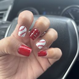 The new nails done at a different salon the day after I paid Patom nails