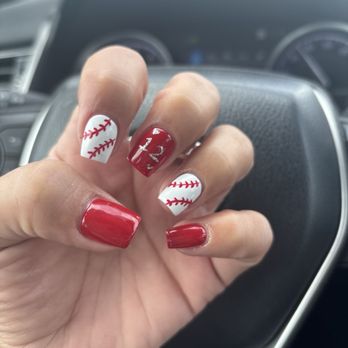 Patom Nails - The new nails done at a different salon the day after I paid Patom nails - Nail Salons Near Me - Citrus Heights, California