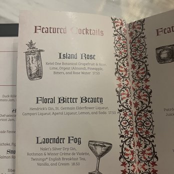 Enchanted Rose - Lounges Near Me - Lake Buena Vista, Florida