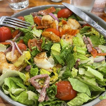 novel. - Italian salad with grilled shrimp - Bookstores Near Me - Memphis, Tennessee