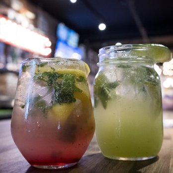 Ground Burger Bar - Strawberry and classic mojito - Burgers Near Me - Newmarket, Ontario Ground Burger Bar - Strawberry and classic mojito - Burgers Near Me - Newmarket, Ontario