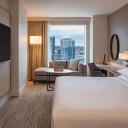 Hyatt Regency Seattle - Guest Room