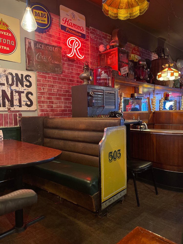 Aversano's Italian Restaurant