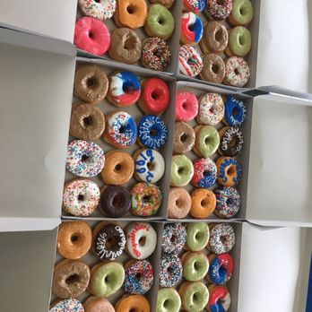Christy's Donuts - Donuts Near Me - Hawthorne, California Christy's Donuts - Donuts Near Me - Hawthorne, California