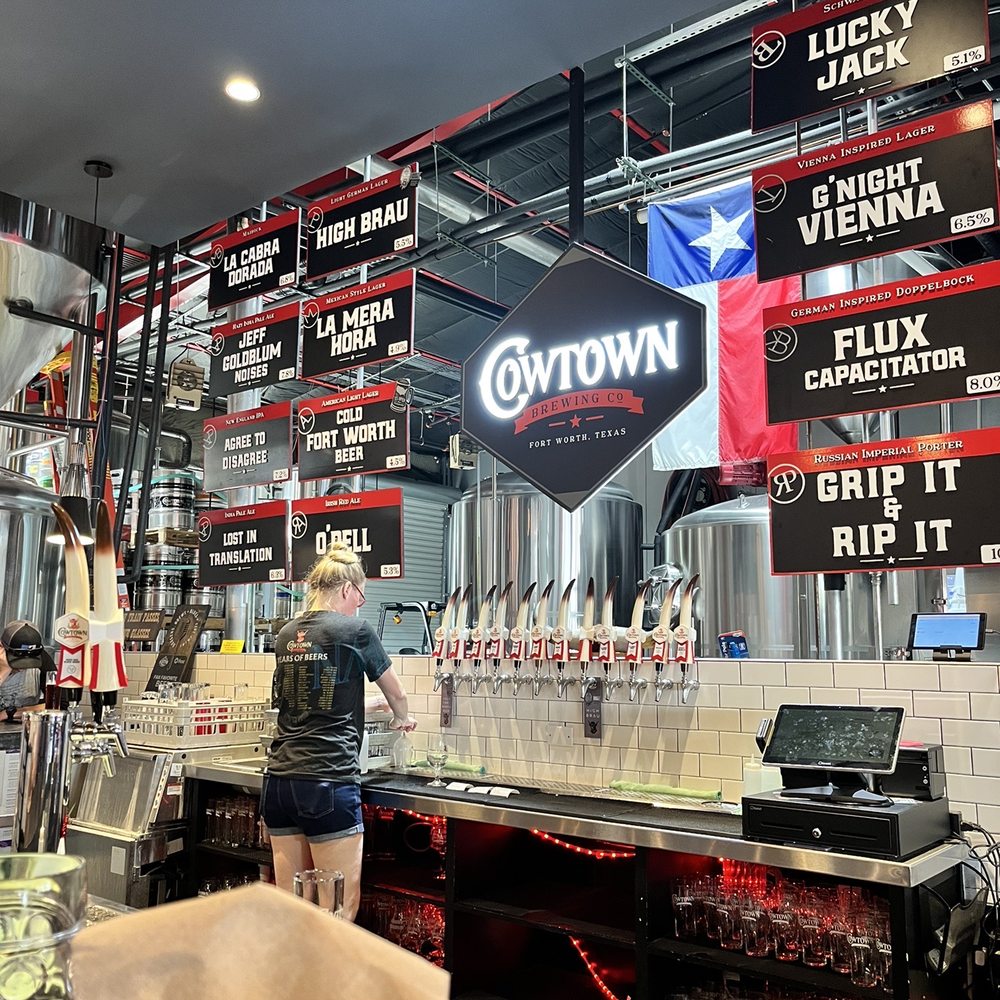 Cowtown Brewing - Brewpubs Near Me - Fort Worth, Texas