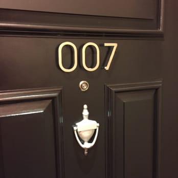 Hotel Indigo - James Bond? - Hotels Near Me - London, XGL