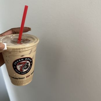 7 Brew Coffee - Cinnamon roll - Coffee & Tea Near Me - West Palm Beach, Florida