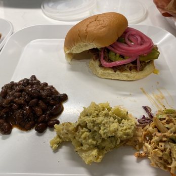 la Barbecue - Pulled Sliced Brisket Sandwich, slaw, Potato Salad, black beans - Barbeque Near Me - Austin, Texas la Barbecue - Pulled Sliced Brisket Sandwich, slaw, Potato Salad, black beans - Barbeque Near Me - Austin, Texas