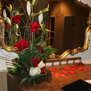 Acuarela Events - Arrangements sing Table - Floral Designers Near Me - Land O Lakes, Florida Acuarela Events - Arrangements sing Table - Floral Designers Near Me - Land O Lakes, Florida