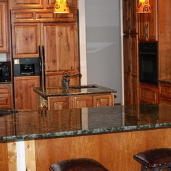 Grizzly Cabinets & Counters - Kitchen Counters and Cabinets