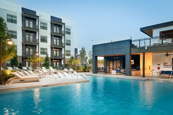 The Baxter Decatur Apartments by null