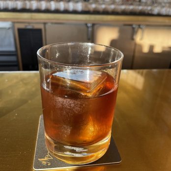 Solera - Coco Canelle - Lounges Near Me - Honolulu, Hawaii Solera - Coco Canelle - Lounges Near Me - Honolulu, Hawaii