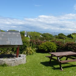Clai Ban Bed and Breakfast - You can also take a seat outside and admire the view