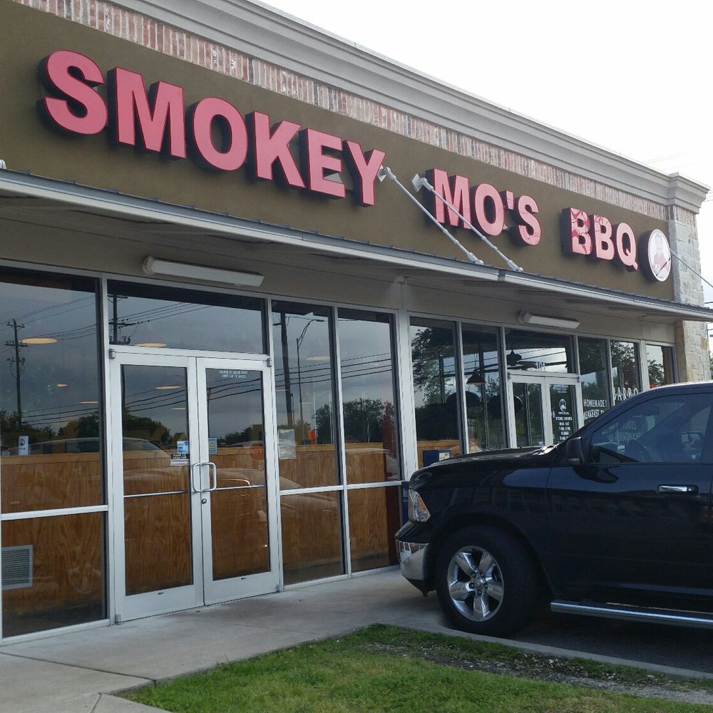 Smokey Mo's BBQ - Cedar Park - Entry side - Barbeque Near Me - Cedar Park, Texas