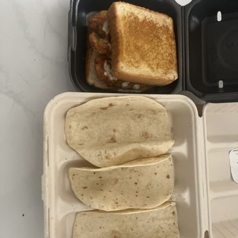 Zaxbys - 3 empty tortillas and NOT Cheddar Bites. You don't even deserve minimum wage for this level of incompetence. - Fast Food Near Me - Orlando, Florida Zaxbys - 3 empty tortillas and NOT Cheddar Bites. You don't even deserve minimum wage for this level of incompetence. - Fast Food Near Me - Orlando, Florida