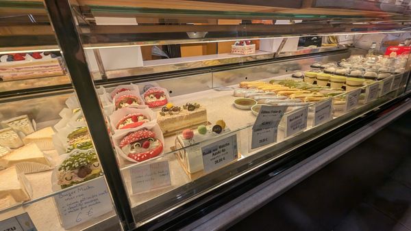 Aki Boulangerie by null