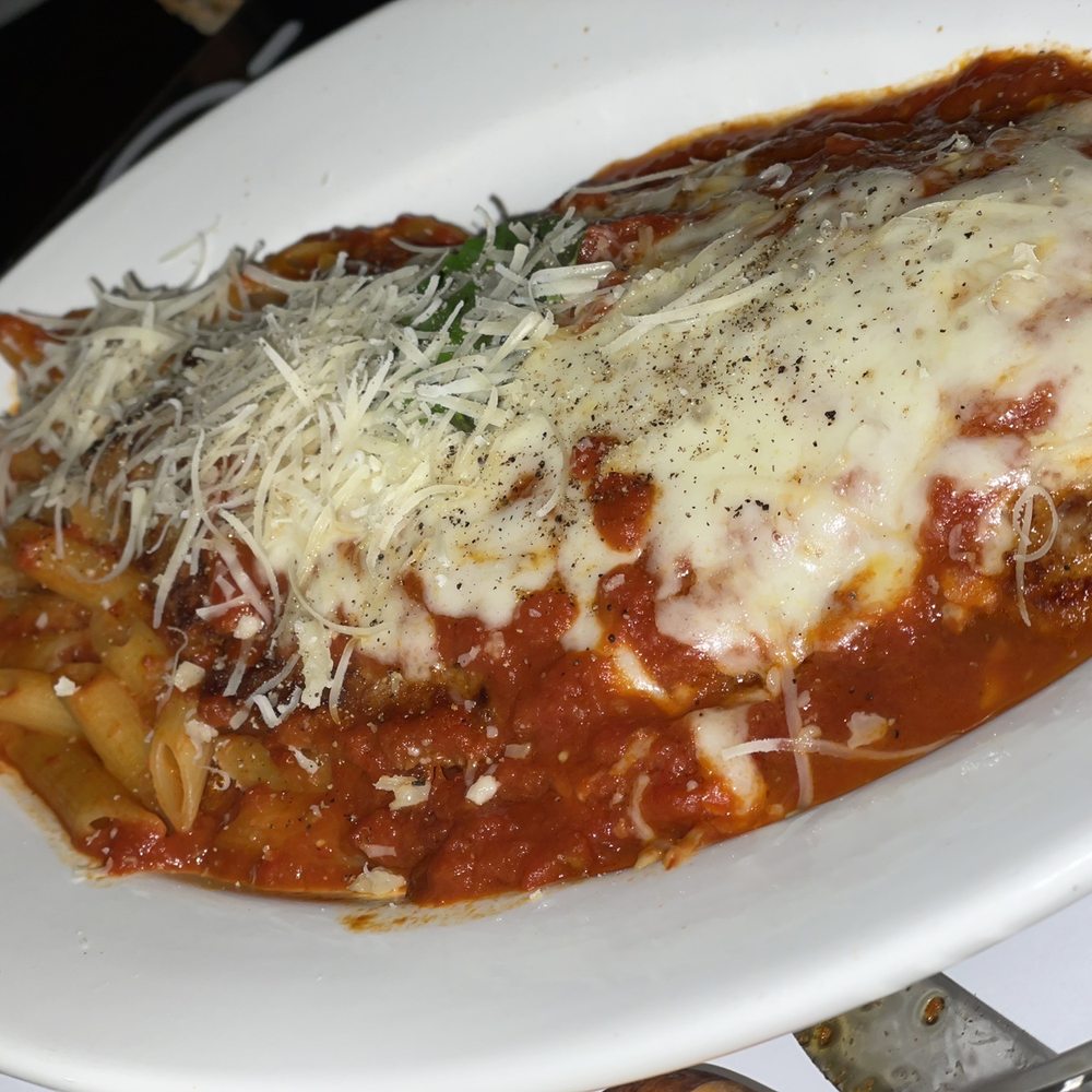 3 Giovani - P Pollo alla Parmigiana - Pizza Near Me - New York, New York 3 Giovani - P Pollo alla Parmigiana - Pizza Near Me - New York, New York