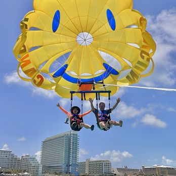 Secrets The Vine Cancun - Parasailing $75/30mins, photos + videos extra charged but bargain available - Hotels Near Me - Cancún, ROO Secrets The Vine Cancun - Parasailing $75/30mins, photos + videos extra charged but bargain available - Hotels Near Me - Cancún, ROO