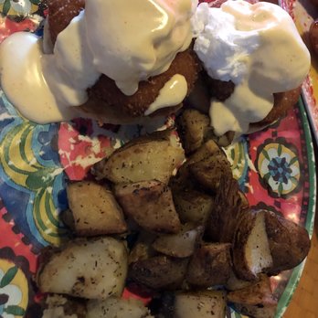 Countryside Cafe - Crab Cake Eggs Benedict - Breakfast & Brunch Near Me - Waianae, Hawaii Countryside Cafe - Crab Cake Eggs Benedict - Breakfast & Brunch Near Me - Waianae, Hawaii