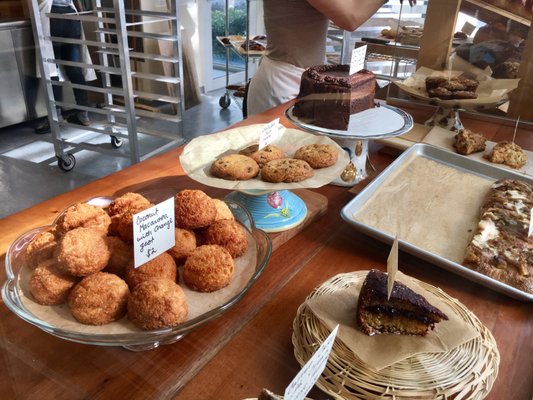 Madruga Bakery by null