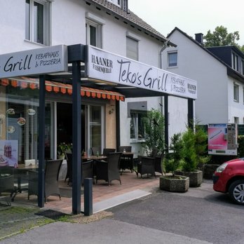 Teko's Grill - Im Sommer kann man auch vor dem Lokal sitzen - Turkish Near Me - Haan, NW