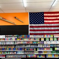 Smok'n Hot Tobacco & Vapors