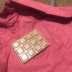 Helena Chocolates - The itsy witsy chocolate on the side