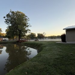 Cherokee Lakes Campground - The lake/pond in the morning