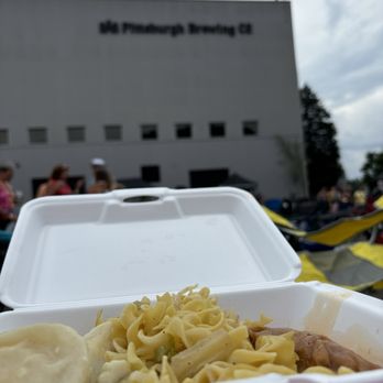 Pittsburgh Brewing - Pittsburgh pierogi truck. Haluski stuffed cabbage and pierogies. - Beer Tours Near Me - Creighton, Pennsylvania Pittsburgh Brewing - Pittsburgh pierogi truck. Haluski stuffed cabbage and pierogies. - Beer Tours Near Me - Creighton, Pennsylvania