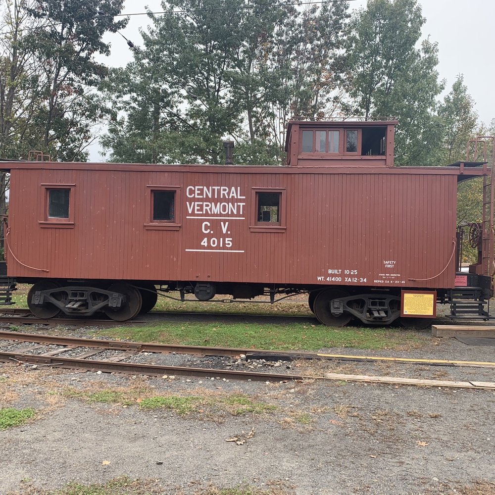 Shelburne Falls Trolley Museum - The caboose! You can go inside. Super cool. - Museums Near Me - Shelburne Falls, Massachusetts Shelburne Falls Trolley Museum - The caboose! You can go inside. Super cool. - Museums Near Me - Shelburne Falls, Massachusetts