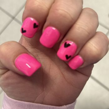 Fancy Nails - Not even and didn't have one of the nail sliver - Nail Salons Near Me - Bakersfield, California