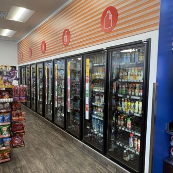 Circle K - Inside Cold Beverage Coolers - Gas Stations Near Me - Bridgeview, Illinois