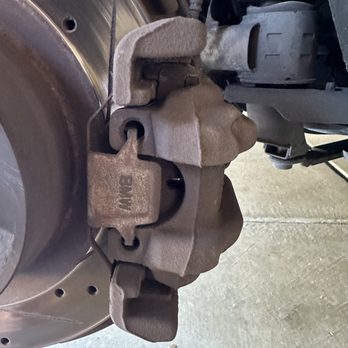 Rapid Auto Performance - 2015 BMW 428i M Sport brake pad replace - Auto Repair Near Me Rapid Auto Performance - 2015 BMW 428i M Sport brake pad replace - Auto Repair Near Me