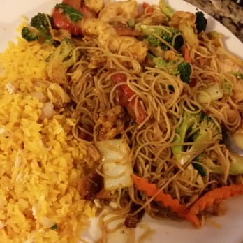 Chef Wok - Singapore style noodles. With the dinner combo. - Chinese Near Me - Natchitoches, Louisiana Chef Wok - Singapore style noodles. With the dinner combo. - Chinese Near Me - Natchitoches, Louisiana
