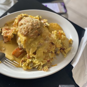 Jonathon's Diner - Chicken & biscuit - New American Near Me - Dallas, Texas