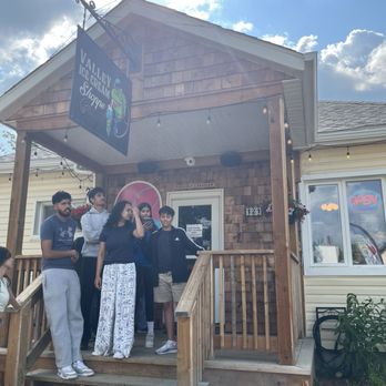 Valley Ice Cream Shoppe - front - Ice Cream & Frozen Yogurt Near Me - Drumheller, Alberta Valley Ice Cream Shoppe - front - Ice Cream & Frozen Yogurt Near Me - Drumheller, Alberta