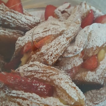 Cream Pan - 14 strawberry croissants for $20 - Bakeries Near Me - Tustin, California Cream Pan - 14 strawberry croissants for $20 - Bakeries Near Me - Tustin, California